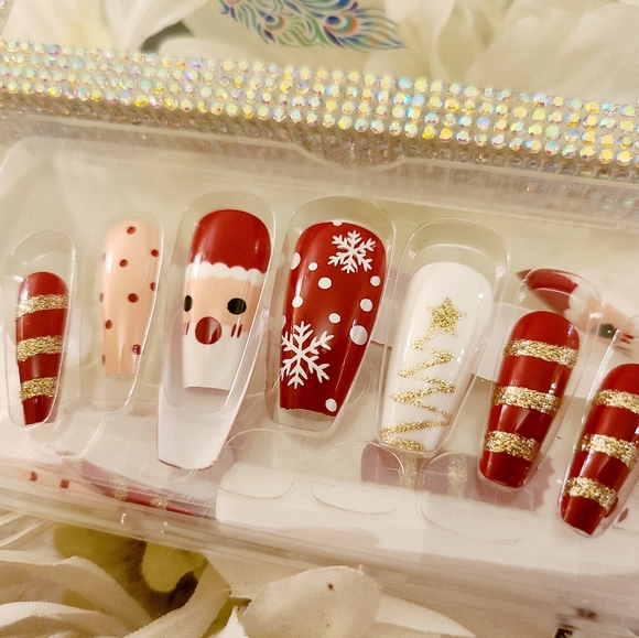 New boutique Santa Claus Holiday Faux |Fake Nail adhesive tab Press ons - Picture 13 of 13